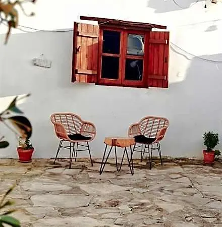Saint Antonio Maroni Hotel *